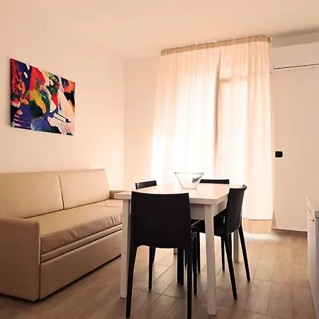 Hotel apartamentowy Maresol Bagnara Calabra