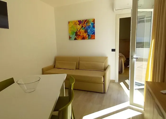 Maresol Hotel apartamentowy 3*